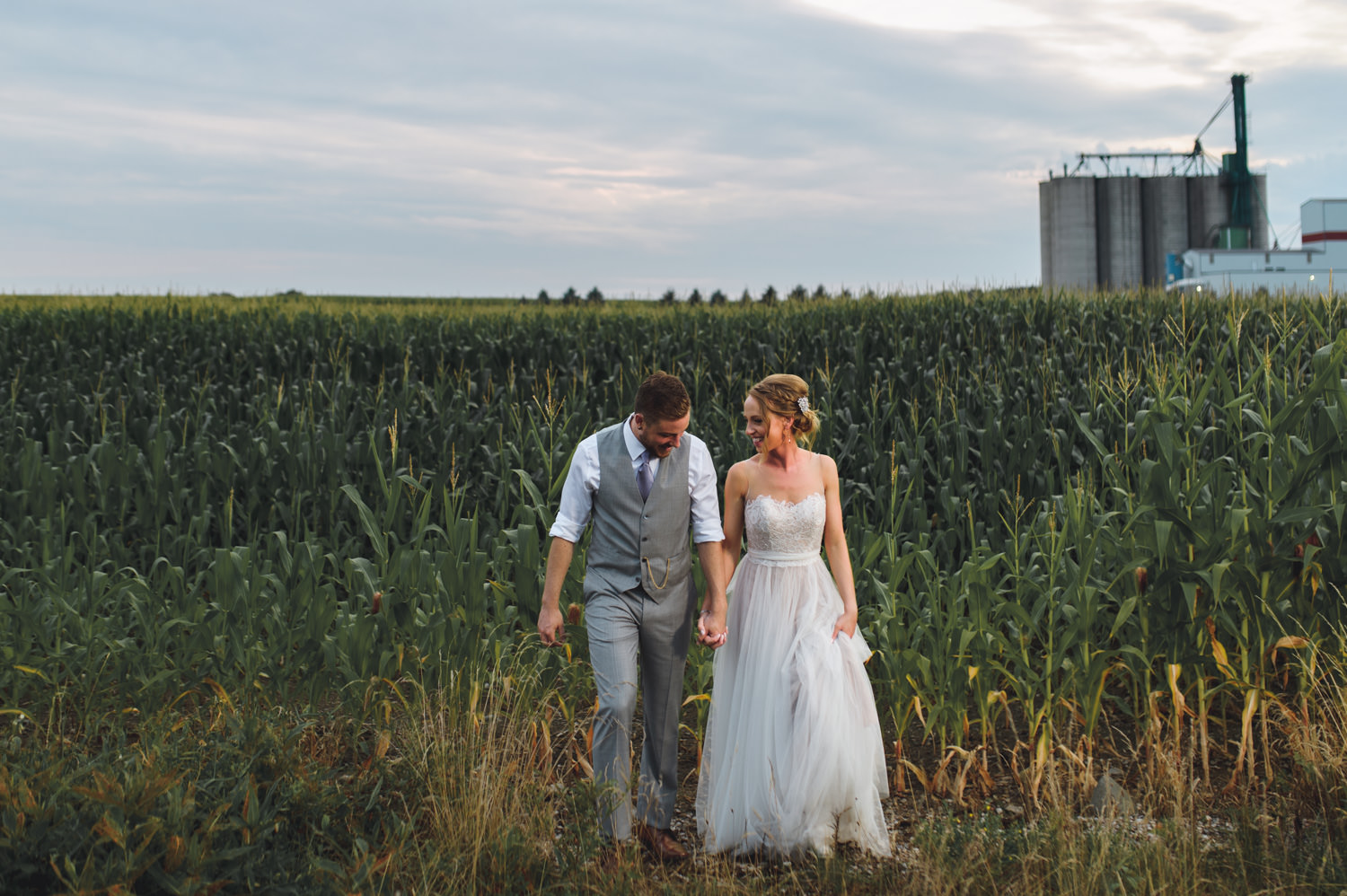 Elmhurst Inn Wedding Photo at the corn field