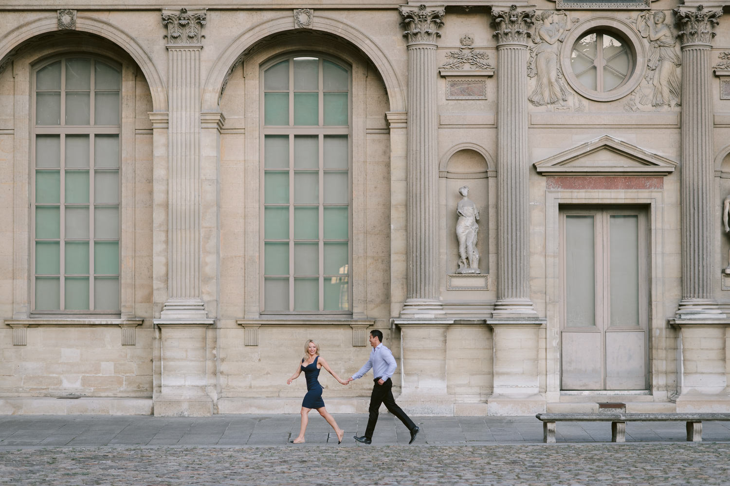Paris Life style Photo shoot couple running