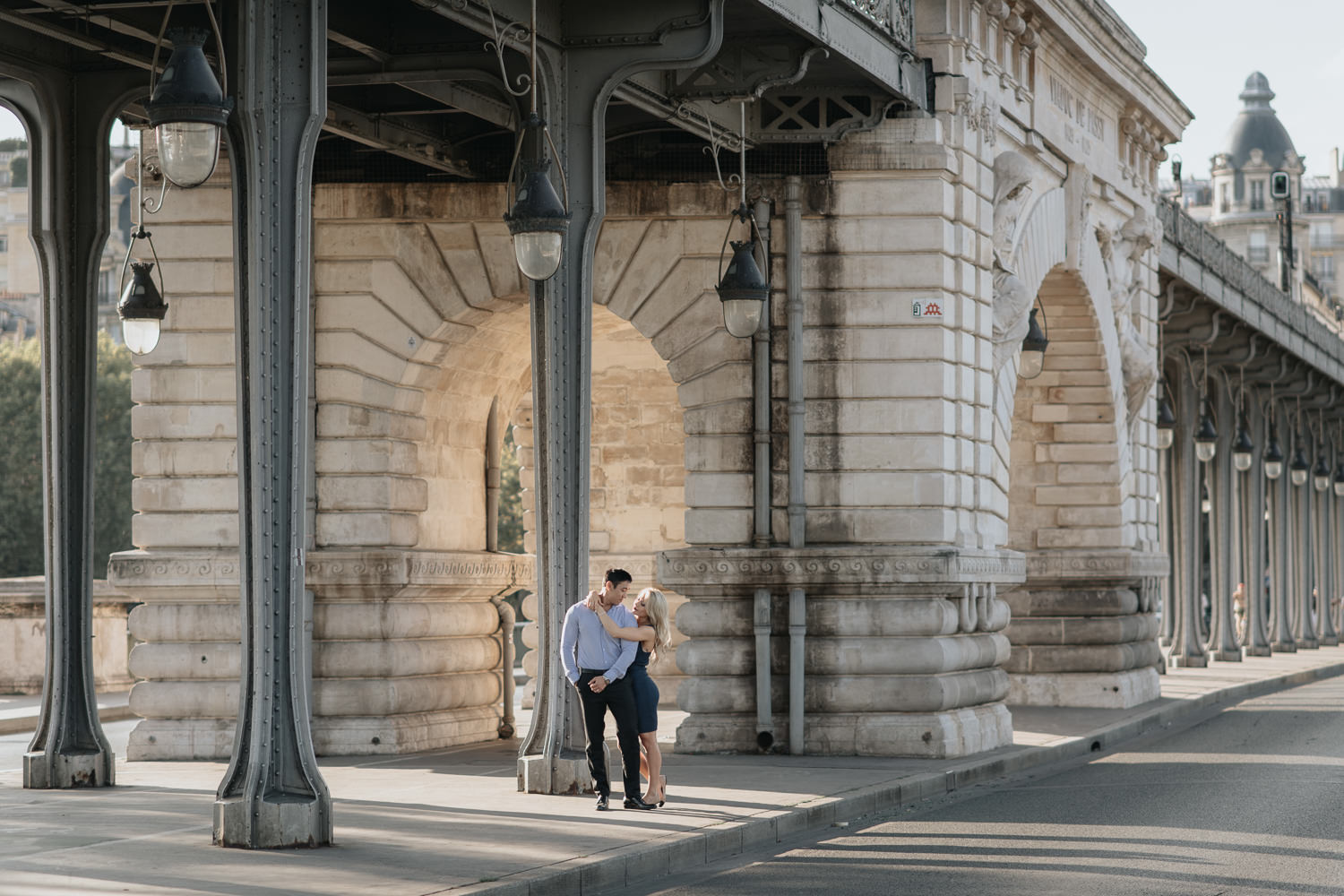 Pont de Bir-Hakeim Engagement Photography