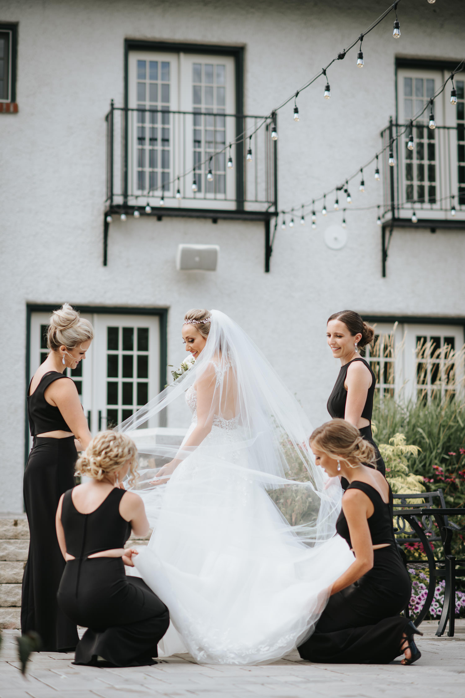 Guildwood Inn Toronto Wedding Bridal Party Photo