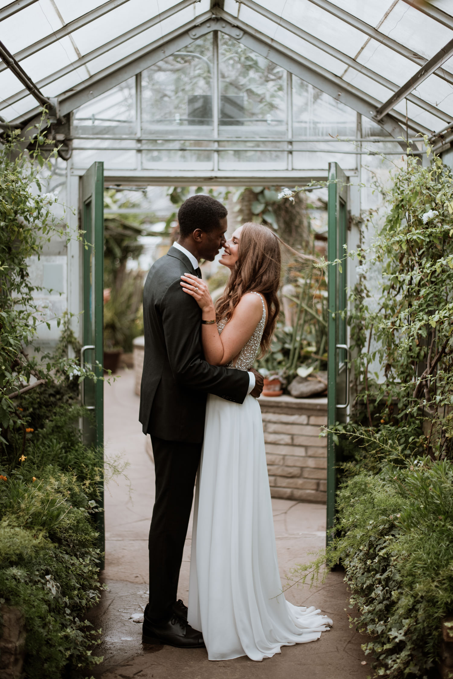 Allan gardens wedding photoshoot at the greenhouse