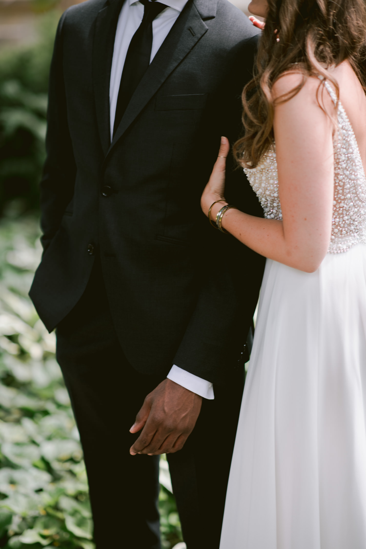 Intimate wedding elopement at Allen Gardens Toronto high end wedding photography
