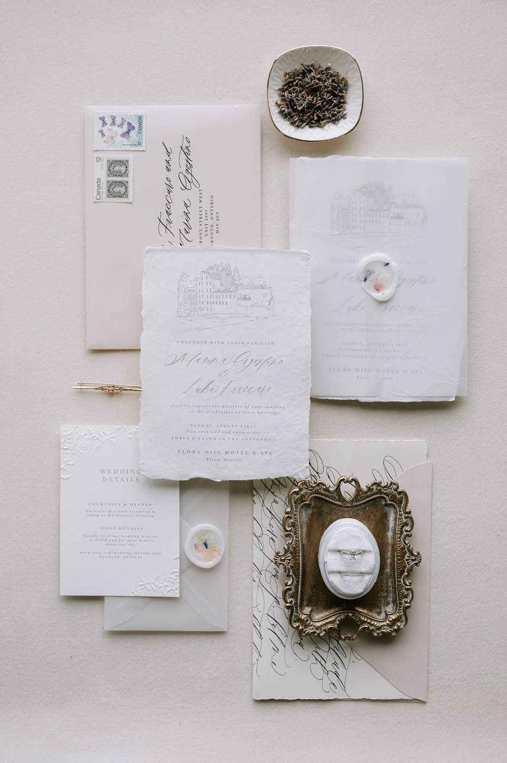 pastel and elegant wedding details